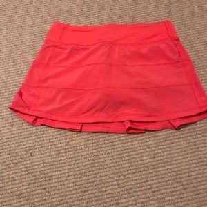 Lululemon pace rival skirt